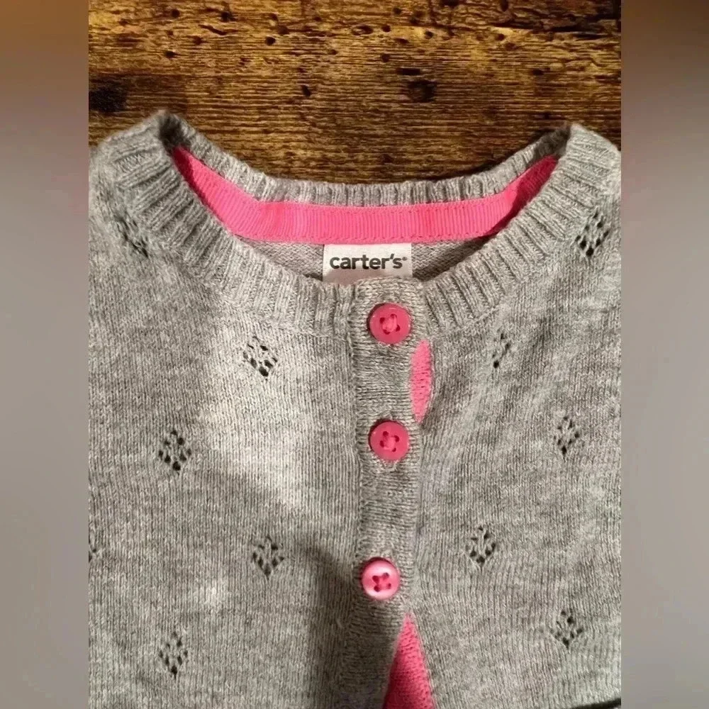 BUNDLE: Carters infant set, girls jeans and sweater. Size: 3M.